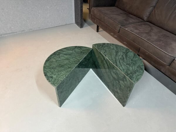 Groen marmer tafels