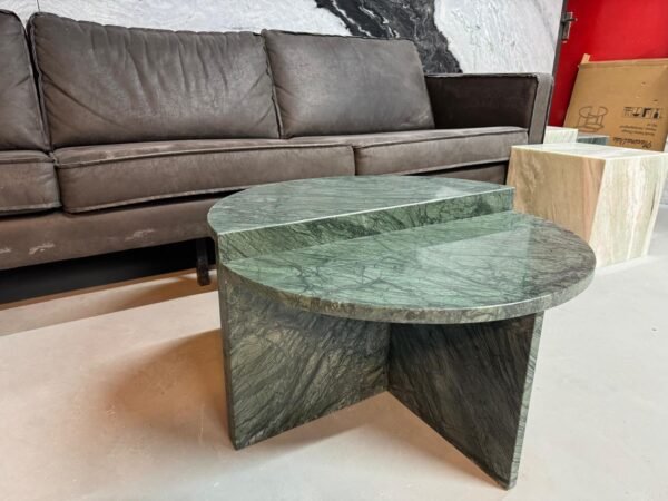 Groen marmer tafels
